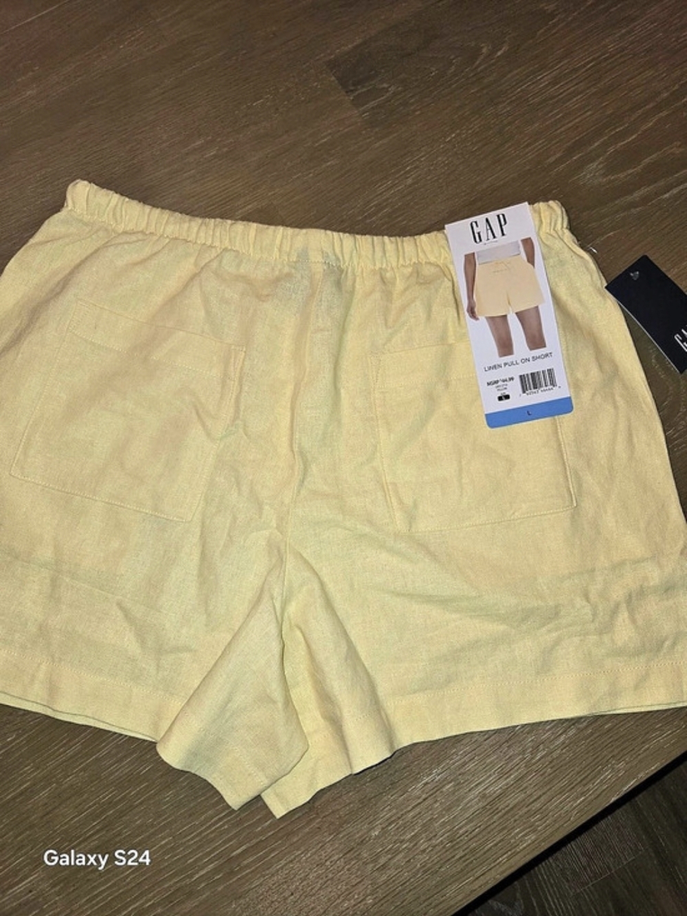 GAP Linen Pull-On  Shorts in Yellow Size Large NWT